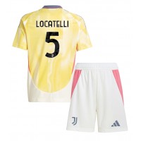 Dětský fotbalový dres Juventus Manuel Locatelli #5 2024-25 Venkovní Krátký Rukáv (+ trenýrky)